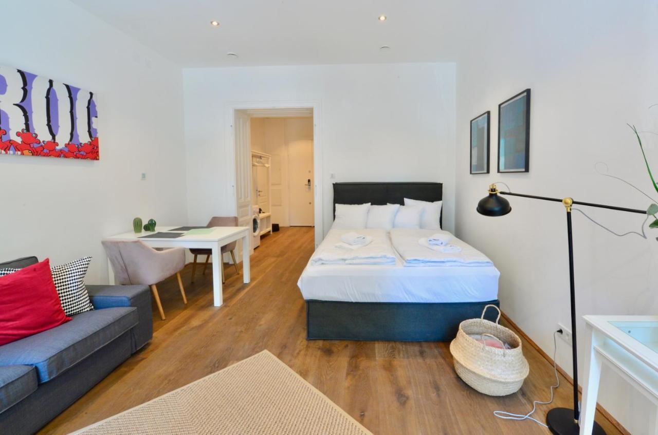 Charming Studio In Servitenviertel I Lägenhet Wien Exteriör bild